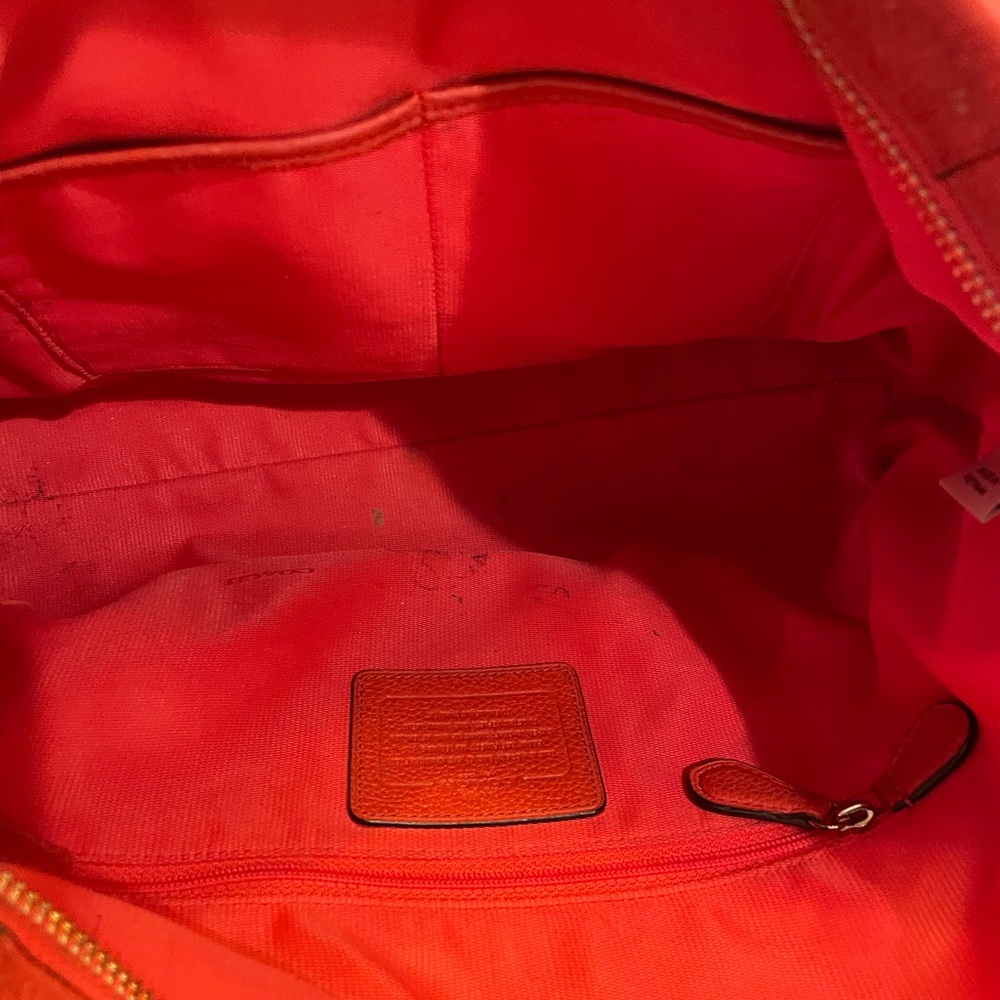 Coach Scout Hobo Bag - Picture 4 of 10